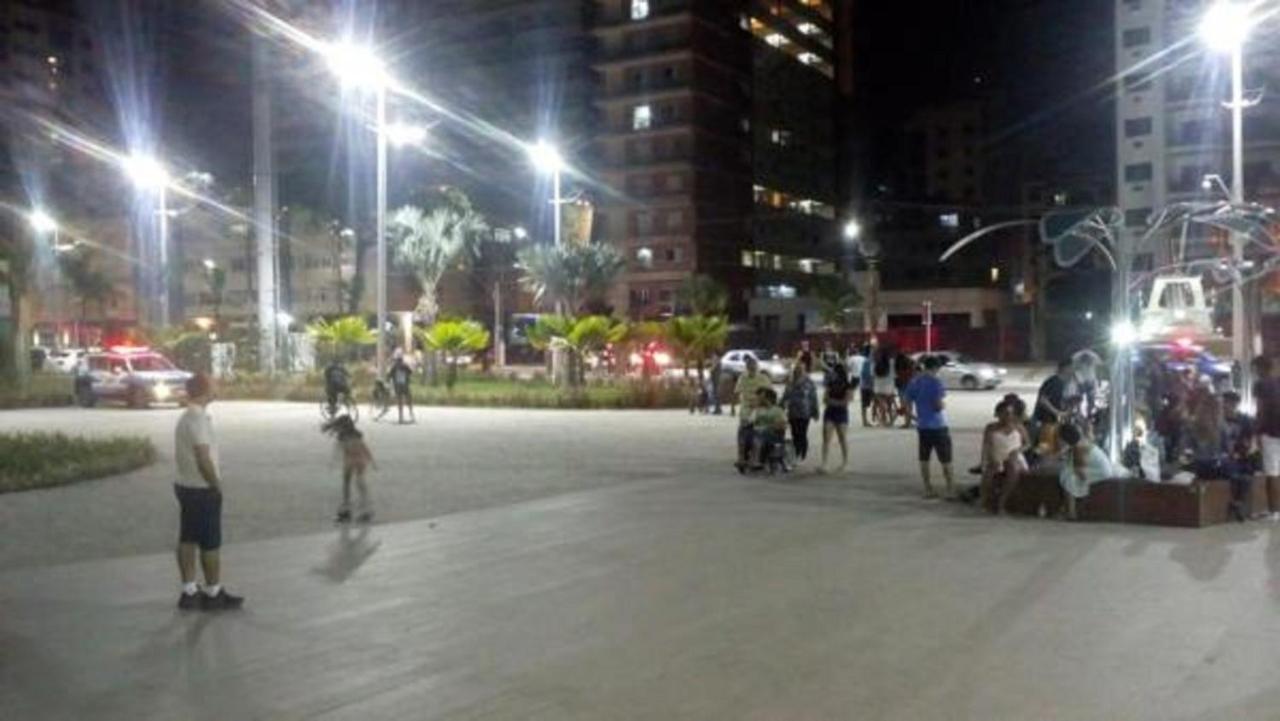 Ape Temporada Praia Grande Sp Completo Com Piscina, Churrasqueira, Estacionamento Dış mekan fotoğraf